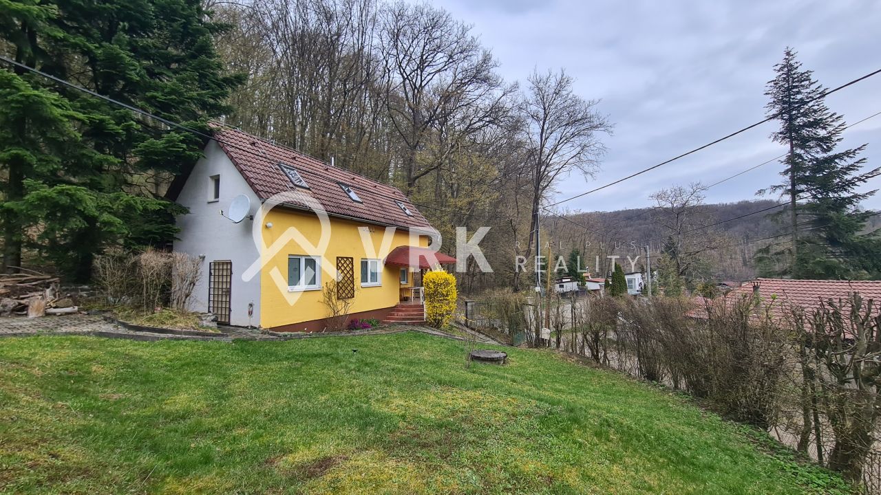 DOM NA REKREÁCIU / CHATA NA PREDAJ, BAŠKA – ČASŤ MAŠA