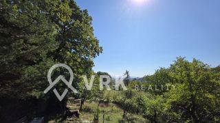 CHATA S VEĽKÝM POZEMKOM, KOŠICE - ČERMEĽ