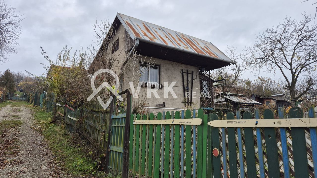 POZEMOK SO STARŠOU CHATOU, KOŠICKÁ NOVÁ VES