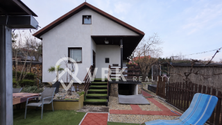 CHATA S POZEMKOM V KAVEČANOCH, ČASŤ VITALINA