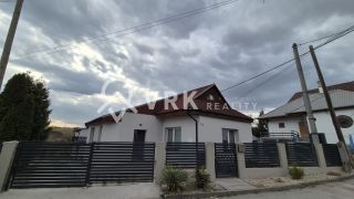 PRIESTRANNÝ RODINNÝ DOM PO REKONŠTRUKCII, KOŠICE-KOŠICKÁ NOVÁ VES