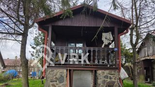 ZÁHRADNÁ  CHATKA S KRÁSNYM SLNEČNÝM POZEMKOM, BOHDANOVCE