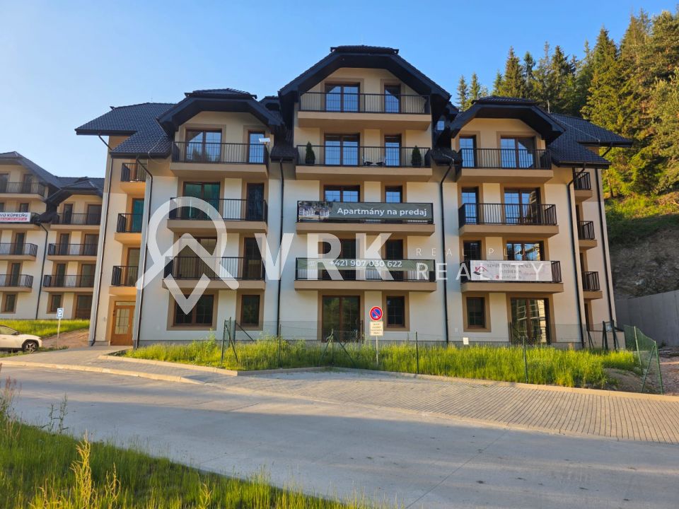 3 IZBOVÝ APARTMÁN PRIAMO PRI SVAHU V LITMANOVEJ